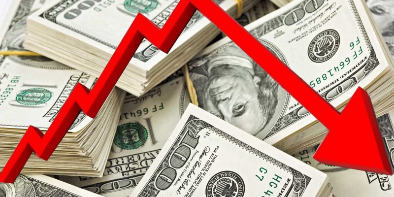 Mês de junho encerra com maior queda do dólar dos últimos 13 anos