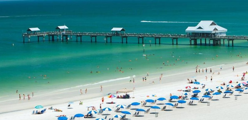 Praias próximas são atrativo para quem pensa em comprar casa em Orlando