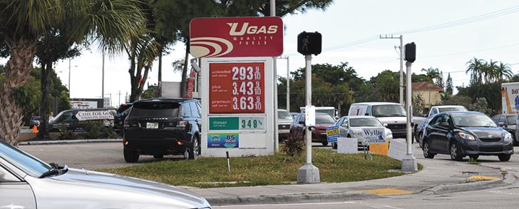Preço da gasolina na Flórida atinge nível mais baixo em 4 anos