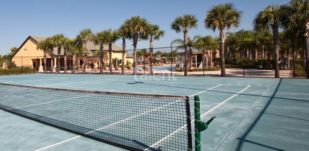 Casas a venda em Orlando quadra de tennis