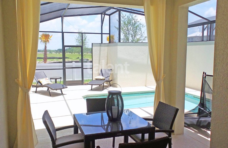 The Cove Resort - Casas em Orlando perto da Disney Área da piscina privativa