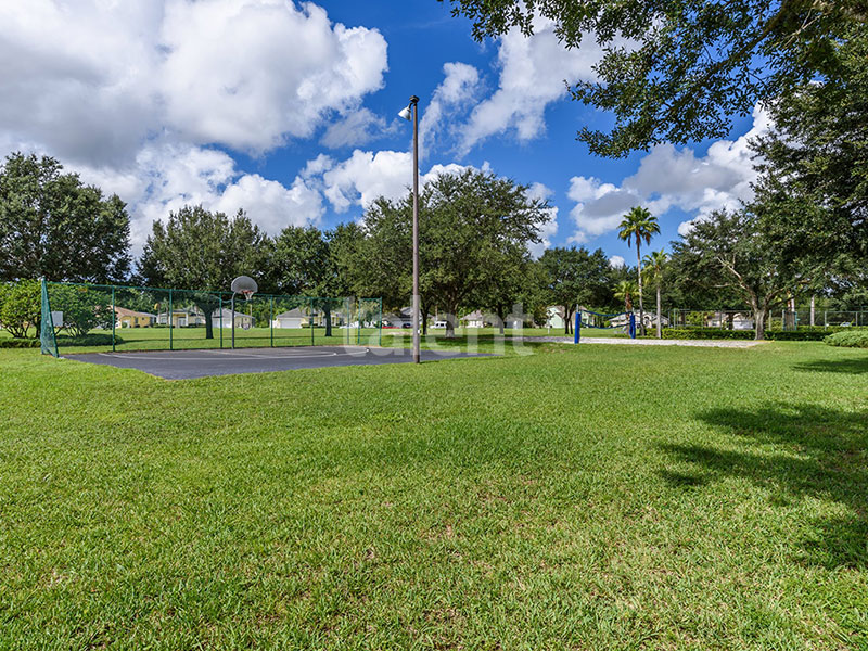 Bridgewater - Comprar casa em Orlando em frente ao lago Quadras