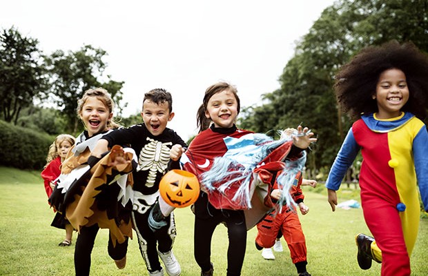 Você sabe a origem do Halloween e o significado dessa festa?